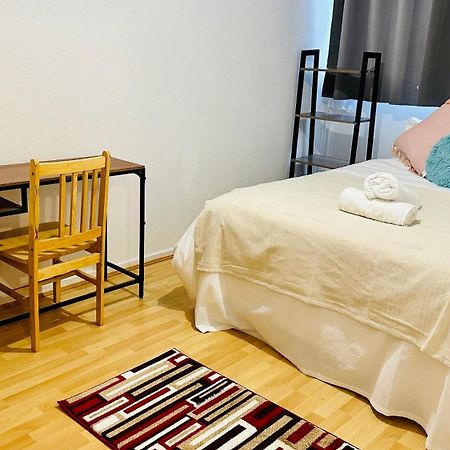 Whites Inn Лондон Екстериор снимка