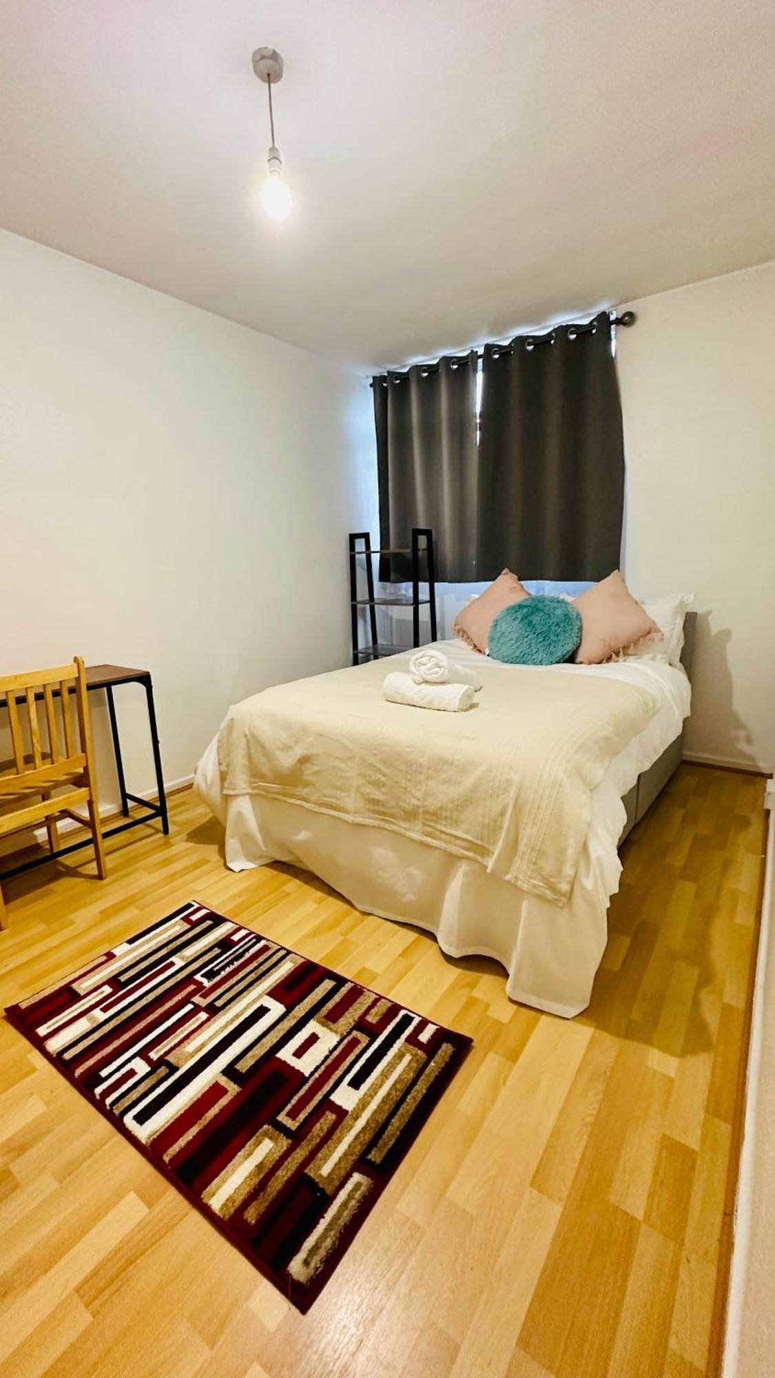 Whites Inn Лондон Екстериор снимка