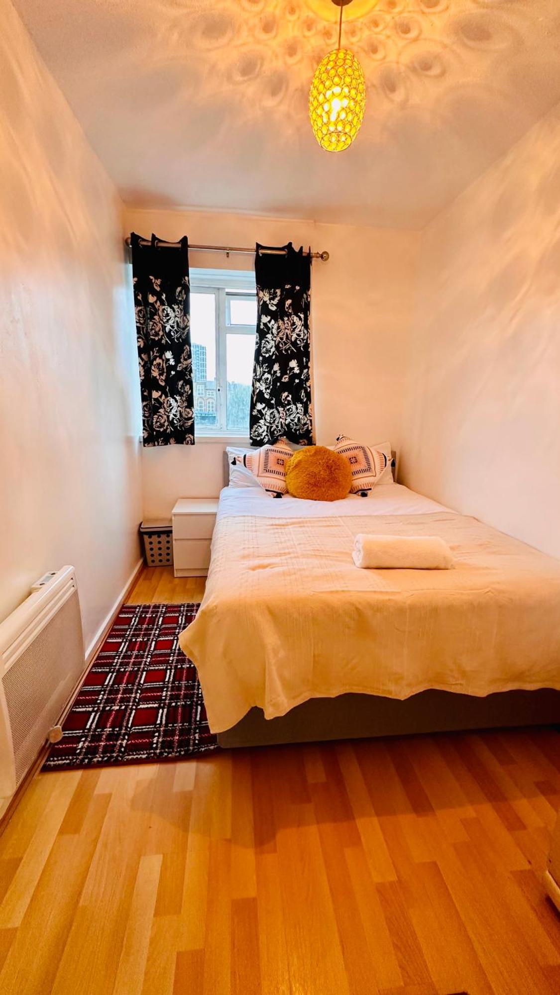 Whites Inn Лондон Екстериор снимка