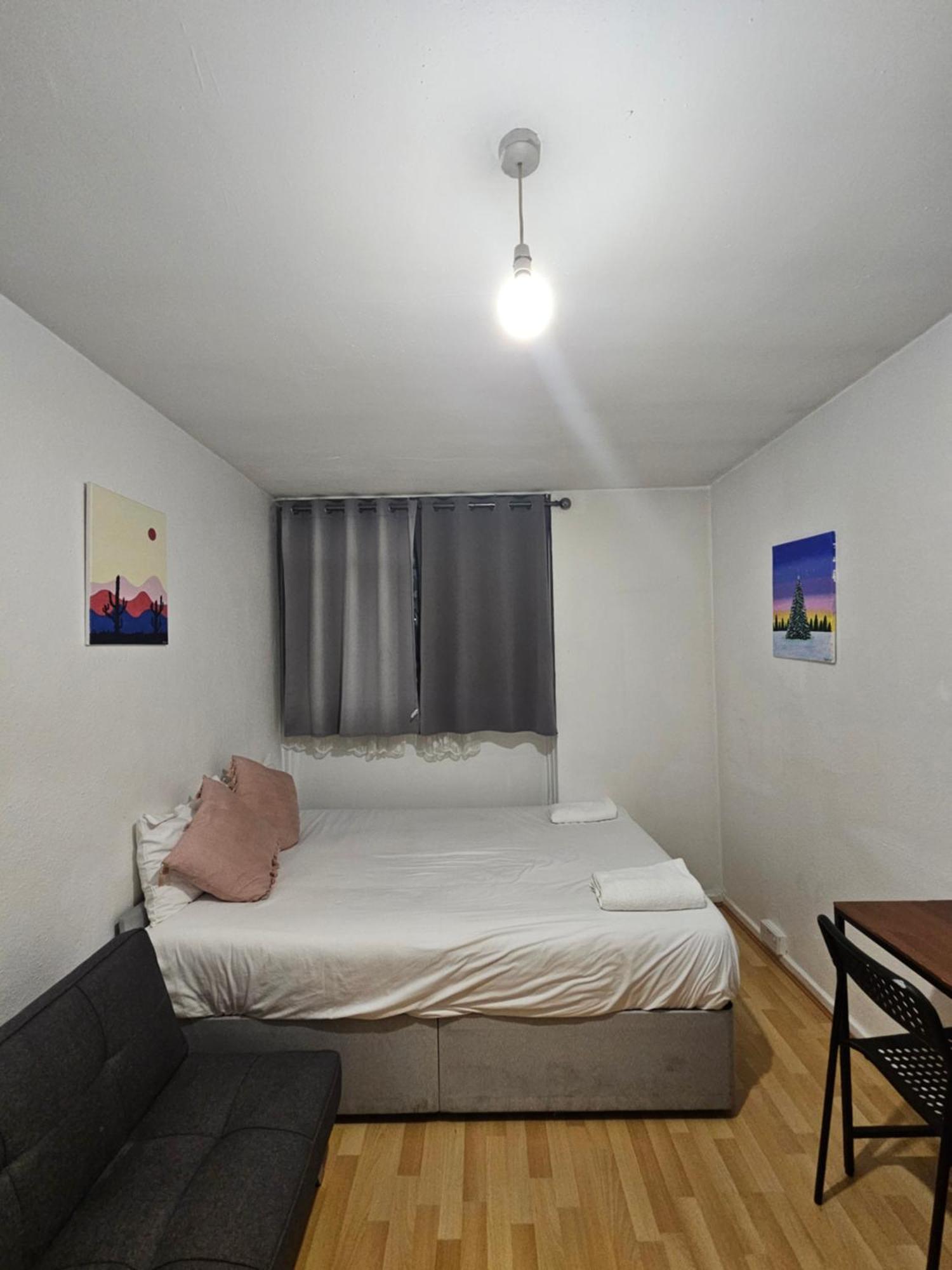 Whites Inn Лондон Екстериор снимка
